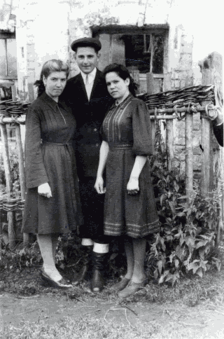 Maria Eliseeva, Leonid Piskunov, Elizaveta Eliseeva